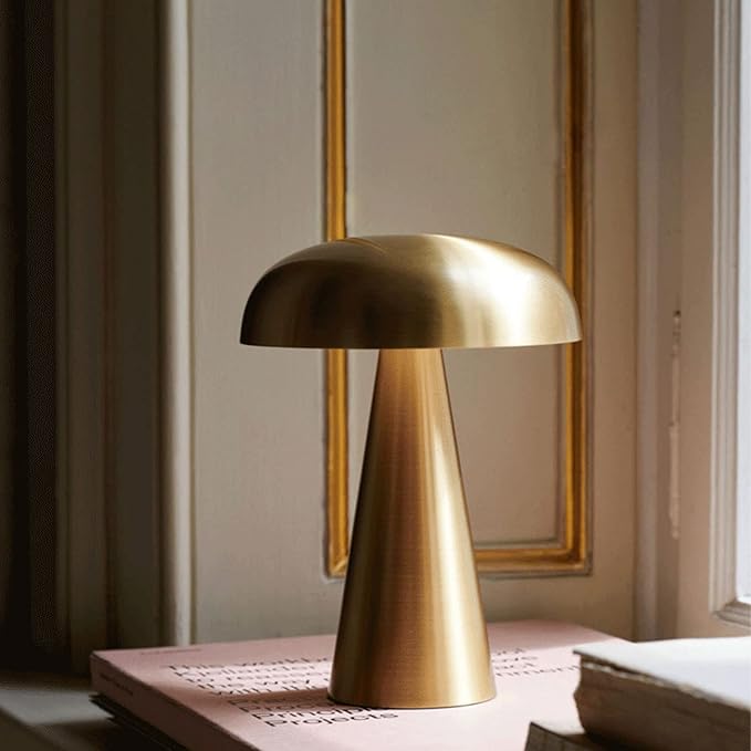 Lumo Table Lamp
