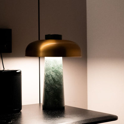 Verde Cordless Table Lamp